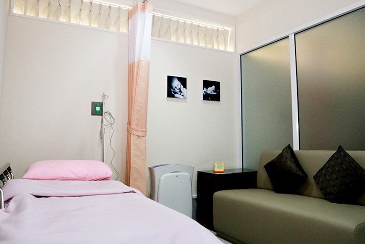 Patient-Rooms-Safe-Fertility-Center002.jpg