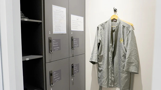 2F_Powder-Room&Lockers.jpg